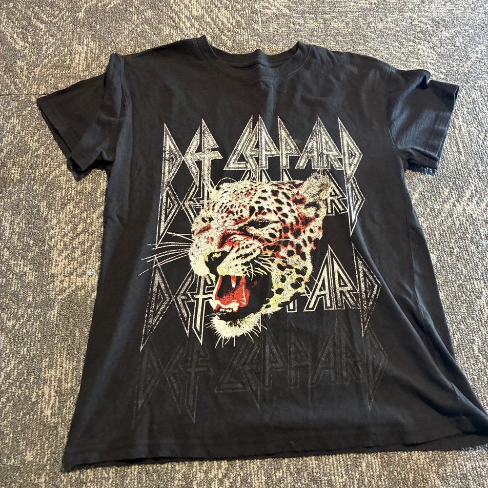 Def Leppard Pyromania T-Shirt S Black Leopard Graphic Band Tee